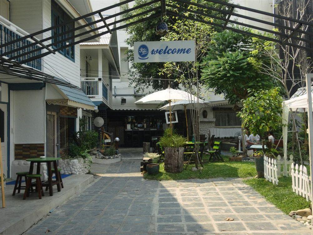 Stay With Me Pensión Chiang Mai Exterior foto