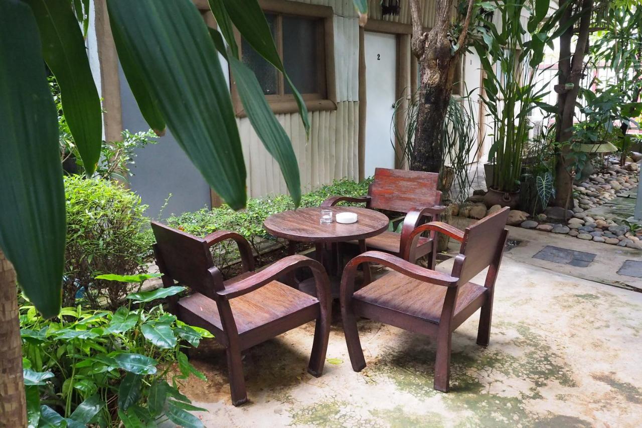 Stay With Me Pensión Chiang Mai Exterior foto